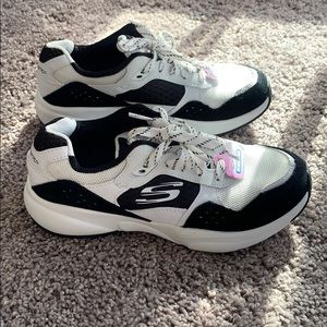 Skechers Memory Foam Sneaker